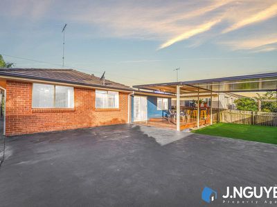 16 Heywood Close, Hinchinbrook
