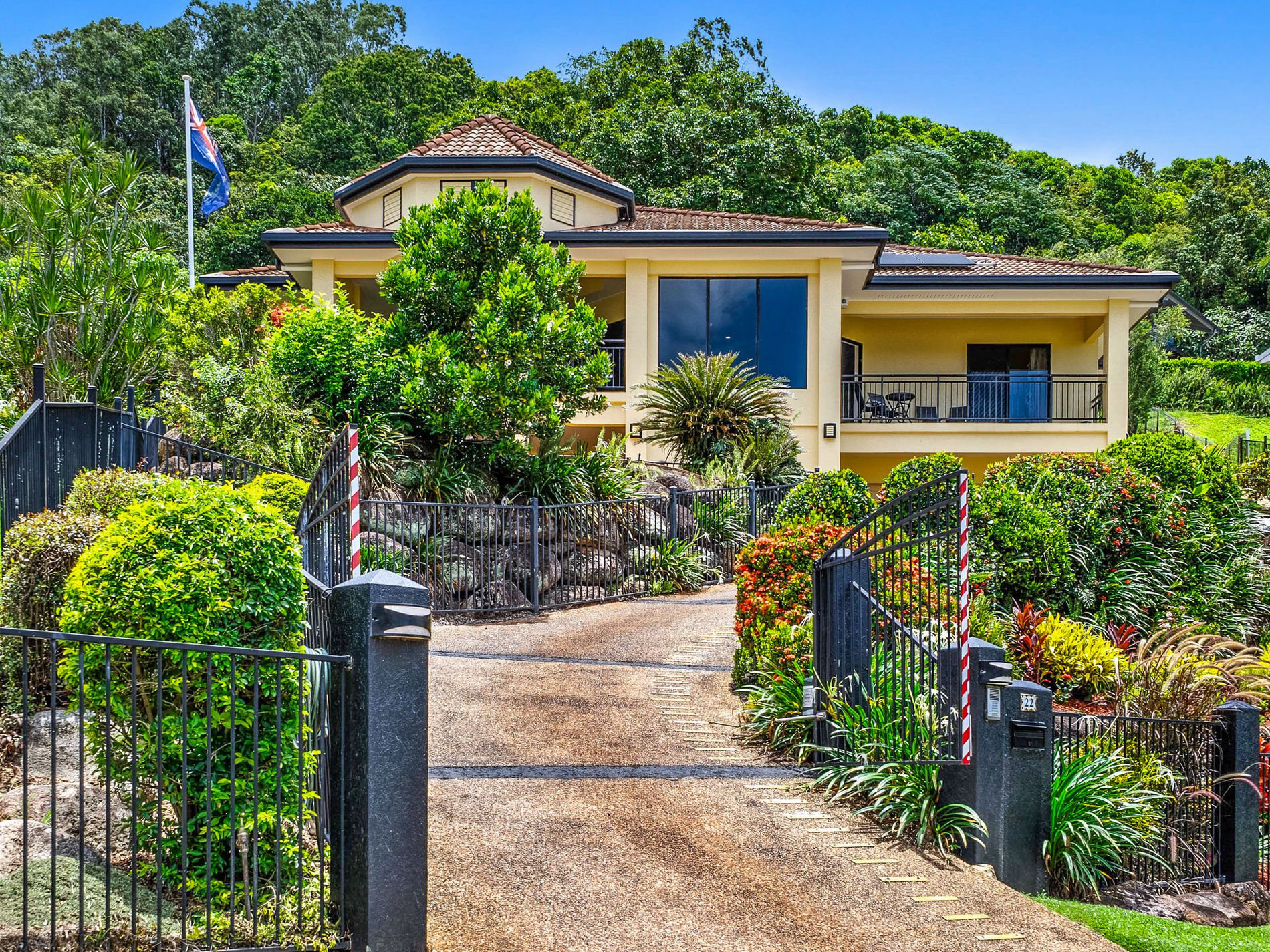 22 Pheasant Street, Bayview Heights