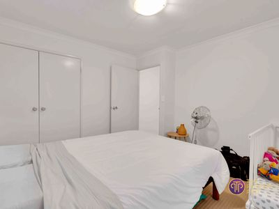 9 / 14 Carbine Bend, Byford