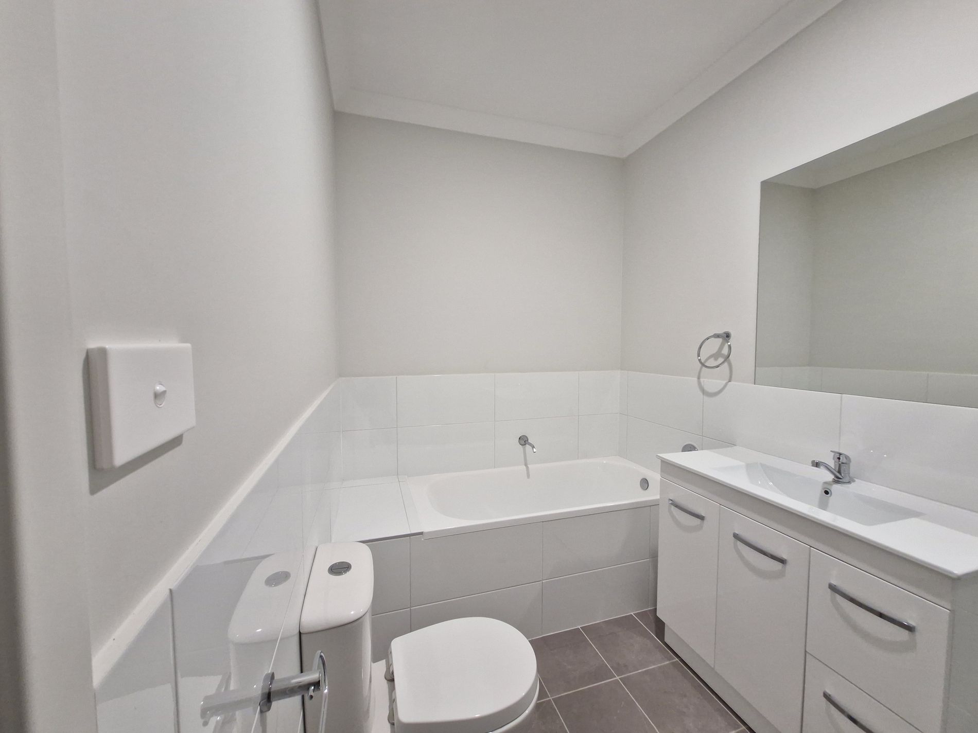 1/94 Settlers Boulevard, Chisholm