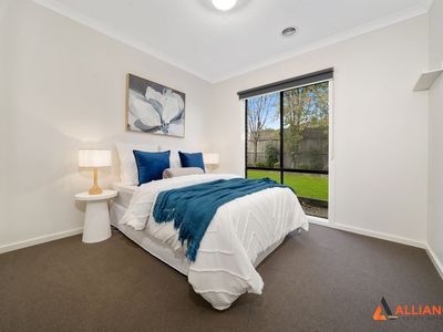 5 Statham View, Cranbourne West