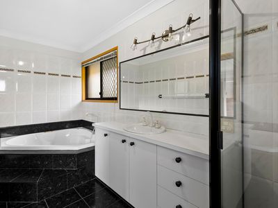 3 MacBeth Place, Sunnybank Hills