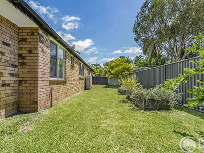 32 Bulgoon Crescent, Ocean Shores