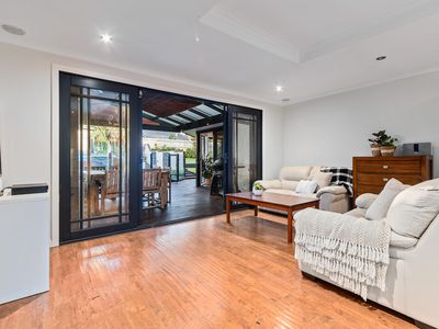 4 Ash Grove South , Langwarrin