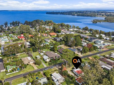 9 First Avenue, Erowal Bay