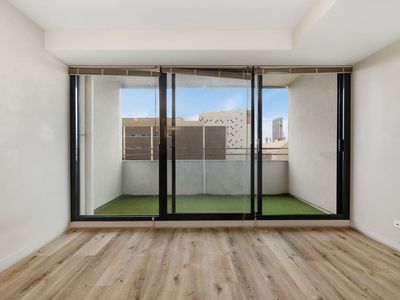 805 / 377 Burwood Road, Hawthorn