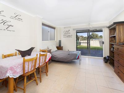 73 Thirroul Road, Kanahooka
