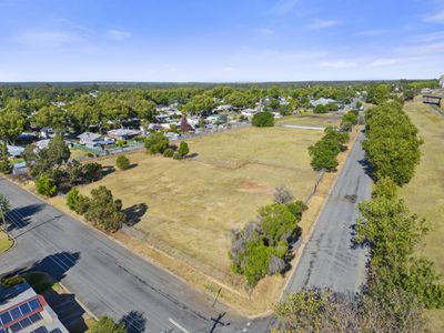 24-40 Whitton Street, Narrandera