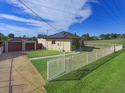 2 Culgoa Crescent, Koonawarra