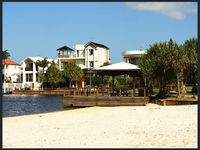 46 / 10 Grand Pde , Kawana Island