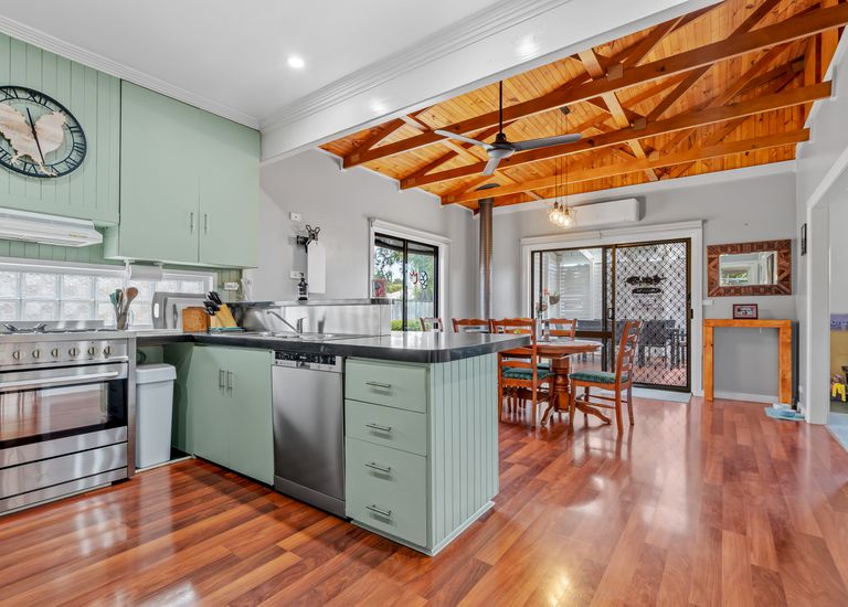 37 Waterford Avenue, Portland