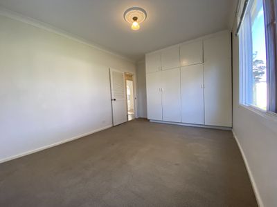 52 Cowper, Braidwood