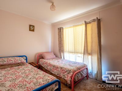 3 Clifford Avenue, Emmaville