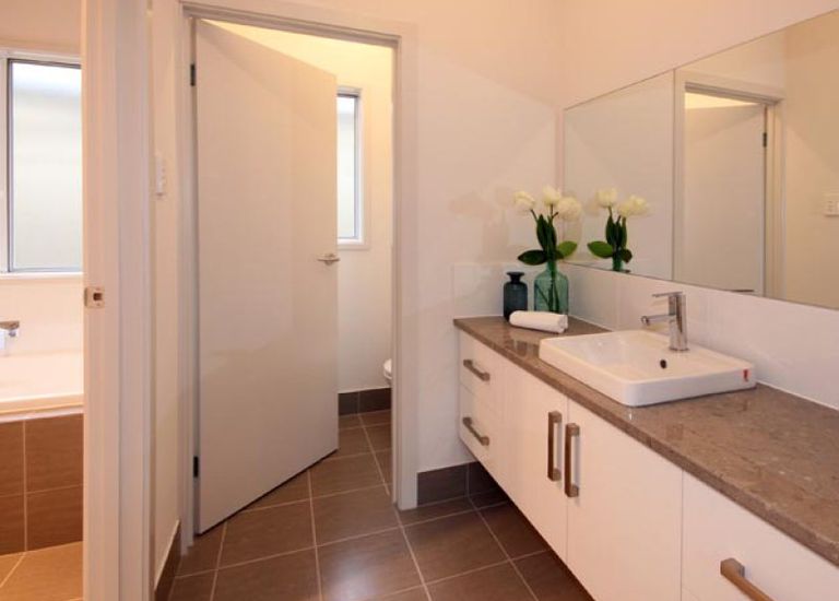 10A Trott Grove, Oaklands Park