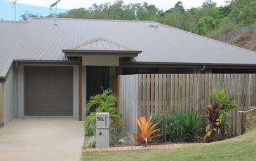 2 / 50 Jackson Street, Sarina