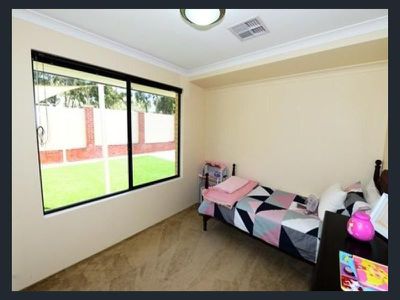 22 Quenda Drive, Canning Vale