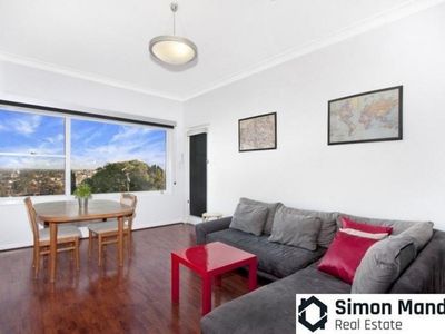 7 / 4 Pitt-Owen Avenue, Arncliffe