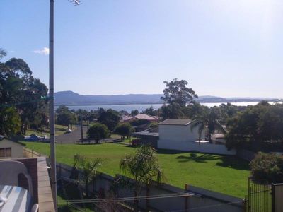 94 Landy Drive, Mount Warrigal