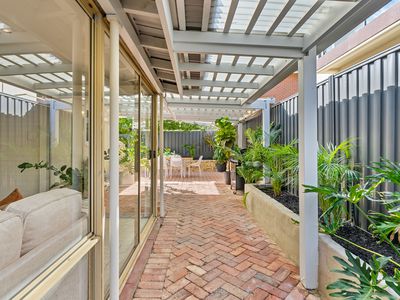 100 Weaponess Road, Wembley Downs