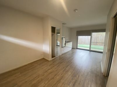 Room 3 / 98 Commercial Road, Footscray