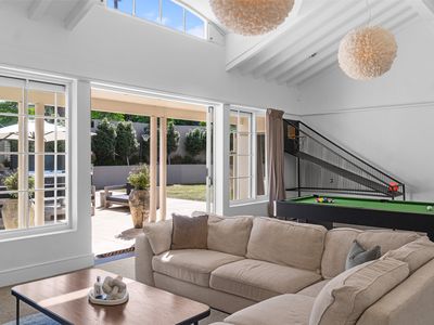 30 Dingle Road, St Heliers