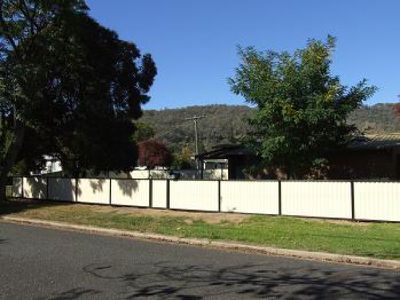 1 / 40 Freeburgh Avenue, Mount Beauty
