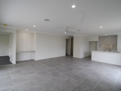 185 Greenview Ave, White Rock