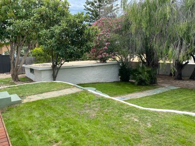 84 Safety Bay Rd, Shoalwater