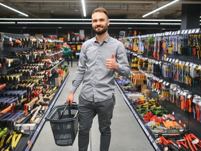 Established Tools & Industrial Retail Business