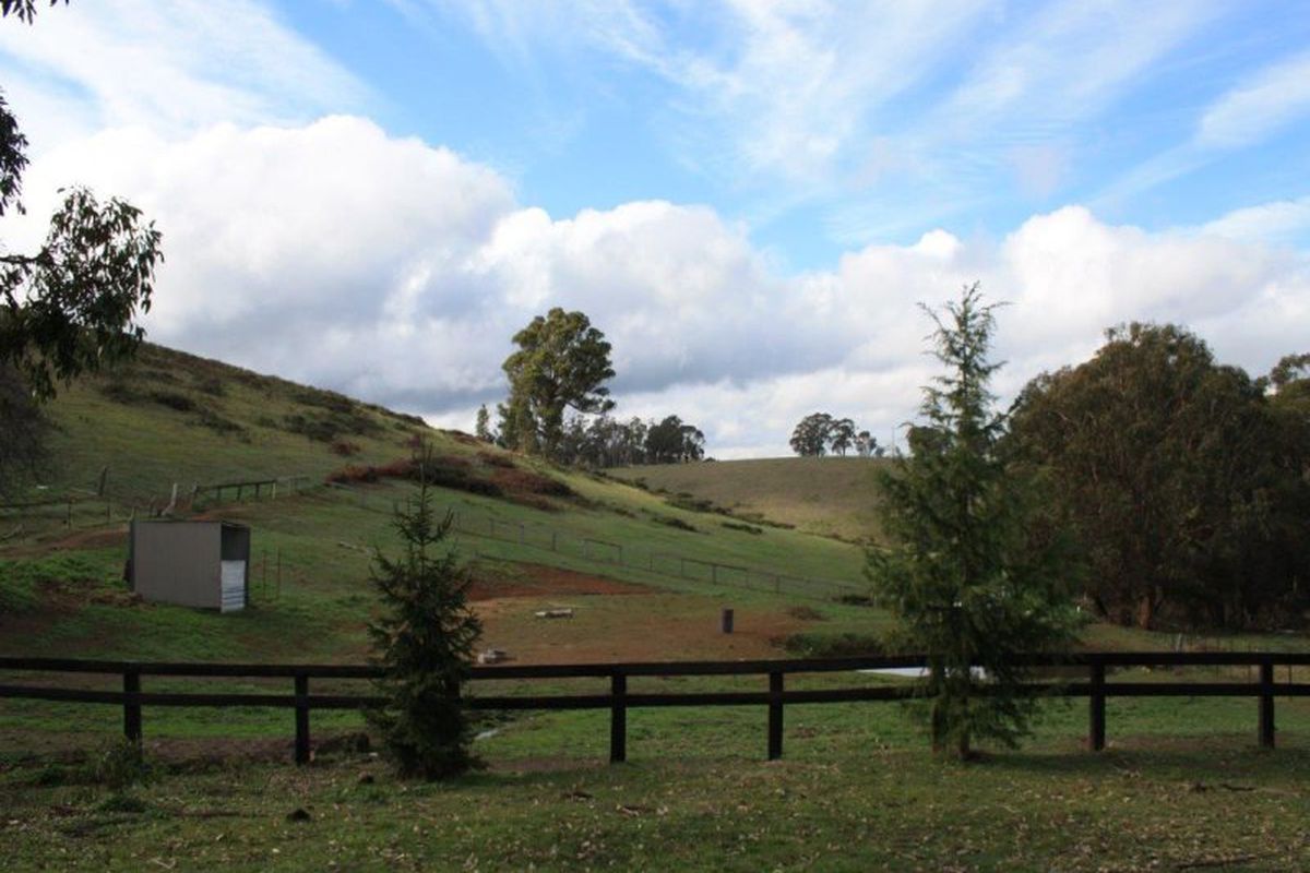 2591 Merton Euroa Road, Merton