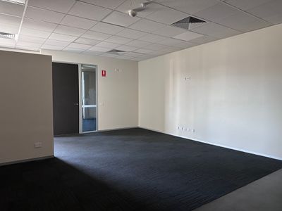 141 Westall Road, Clayton South