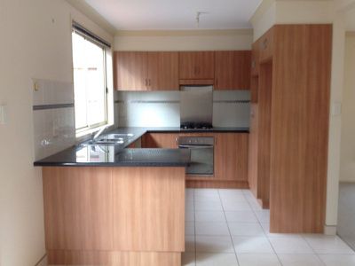 2 / 49 College Avenue, Blackbutt