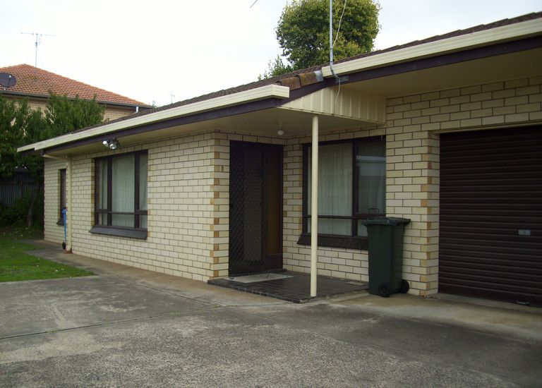 UNIT 2 / 9 EARL STREET, Mount Ga...