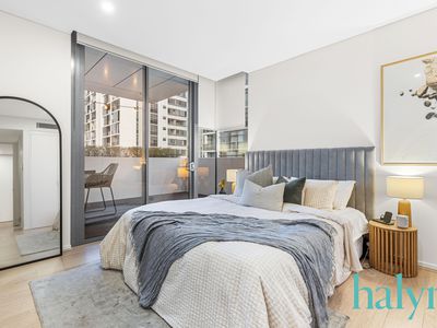 708 / 8 Moreau Parade, East Perth