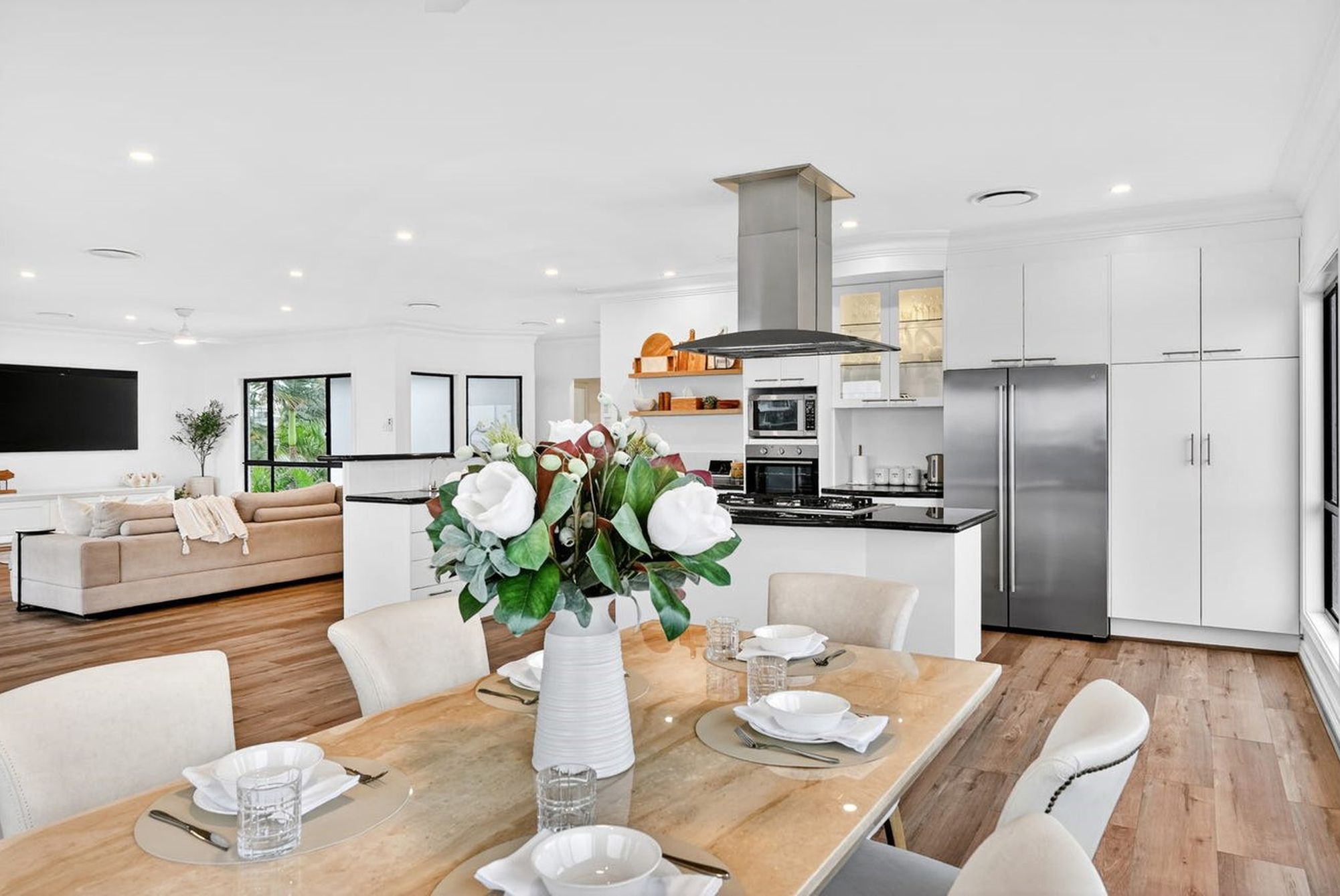 14 Pool Street, Hope Island