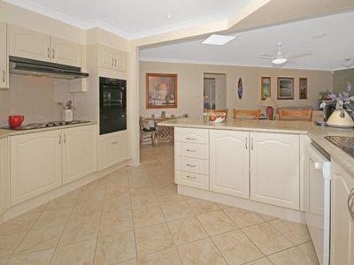 9 Maria Avenue, Burrill Lake