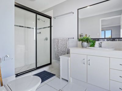 8 Matt Court, Upper Coomera
