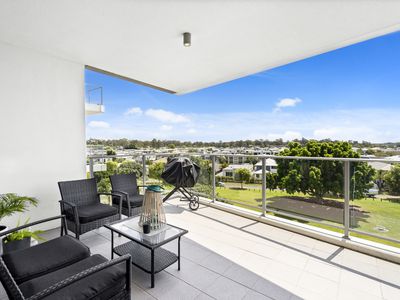 405 / 11 Compass Drive, Biggera Waters