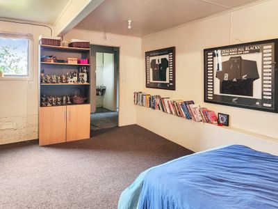 27 Bath Road, Riverton