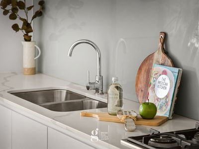 2 / 117 Bowden Street, Meadowbank