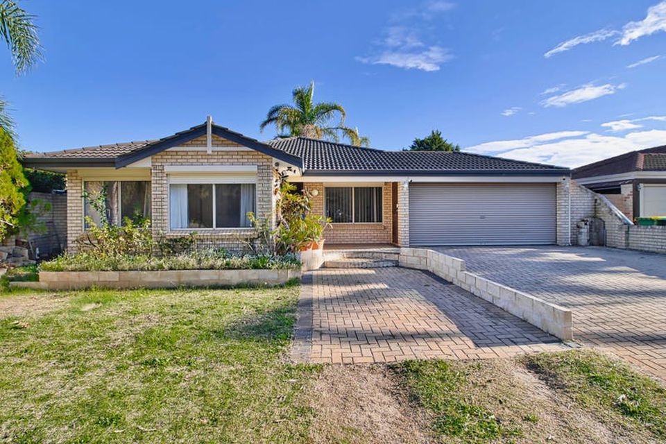 28 Round Hill Drive , Port Kennedy