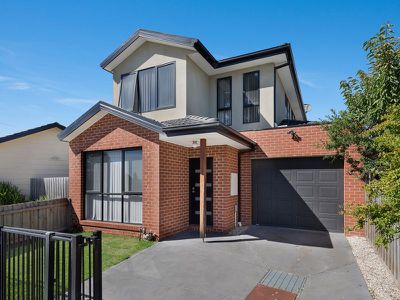 2A Oakwood Avenue, Dandenong North
