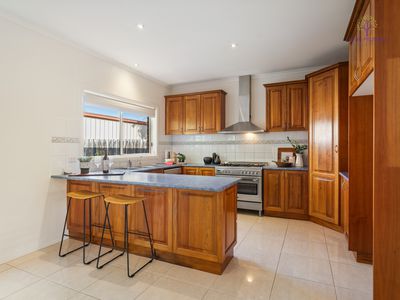 21 Rupertswood Drive, Brookfield