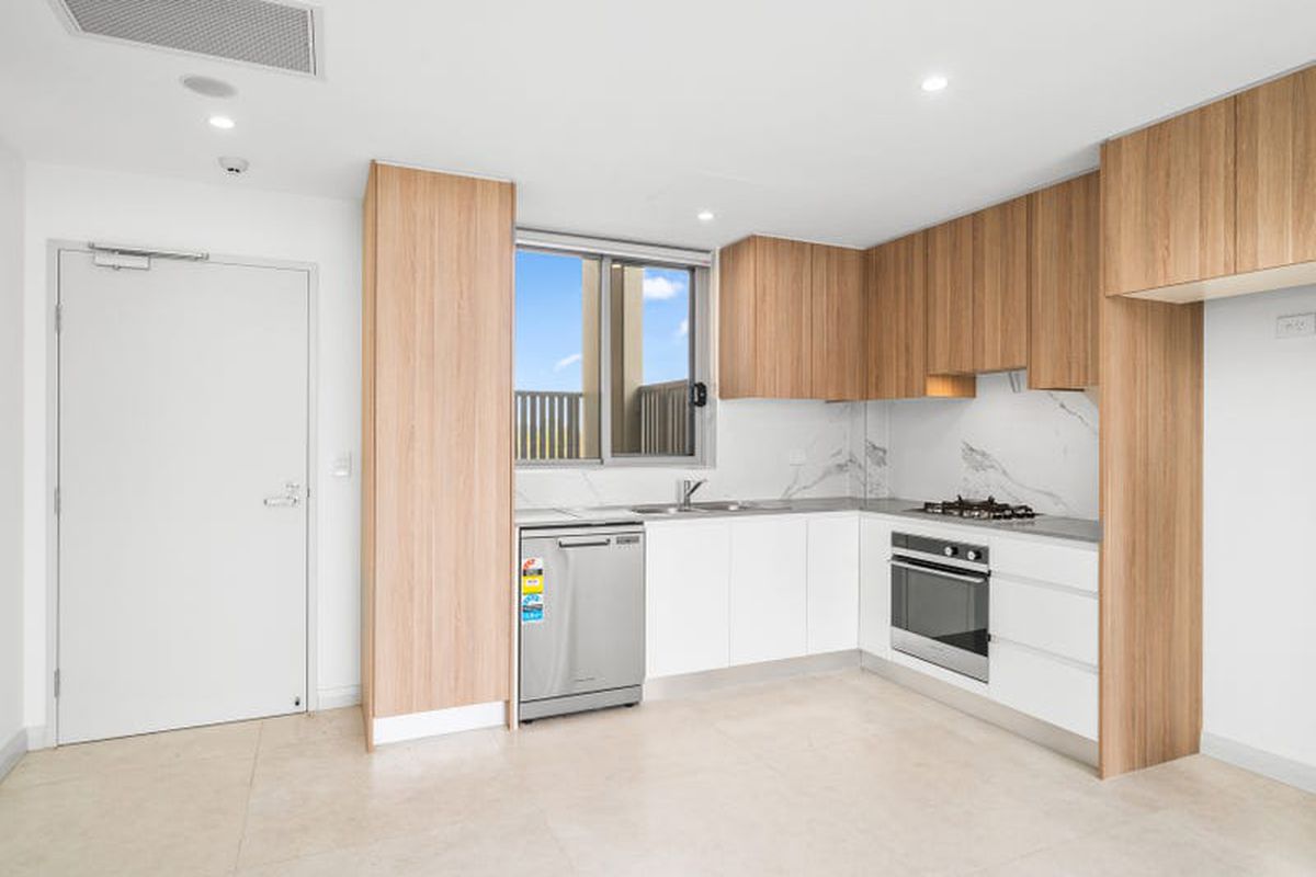 701 / 10-14 Smallwood Avenue, Homebush