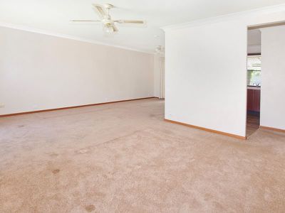 32 Barcoo Circuit, Albion Park