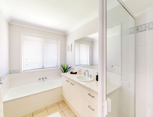 Elevated, Private & Perfectly Presented image 14