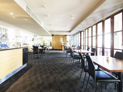 16 / 110 Mounts Bay Road, Perth