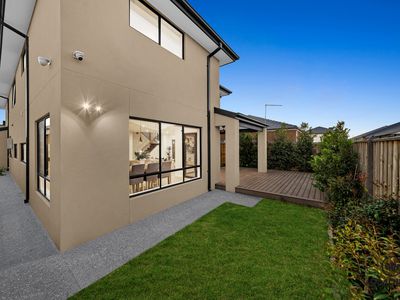 6 Nocturne Avenue, Clyde