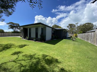 8A Layde Court, Urangan