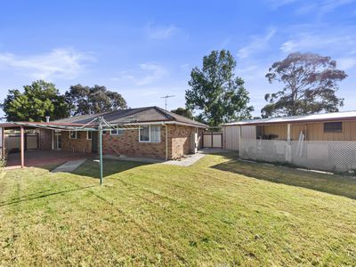 12 Lorraine Court, Pakenham